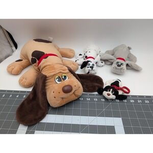 Hasbro Pound Puppies Dog Plush Lot of 4 Basic Fun Mini Clip On Stuffed Animal‎